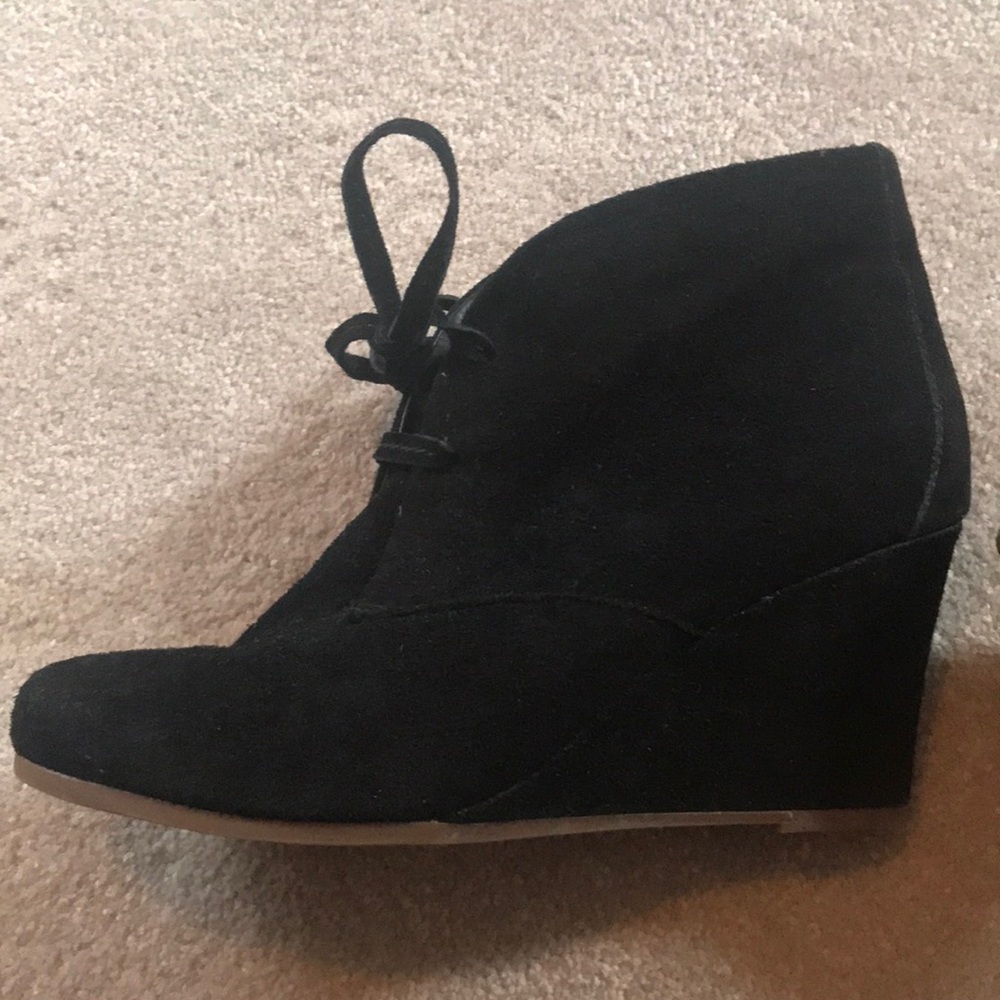 Dolce vita black suede wedge